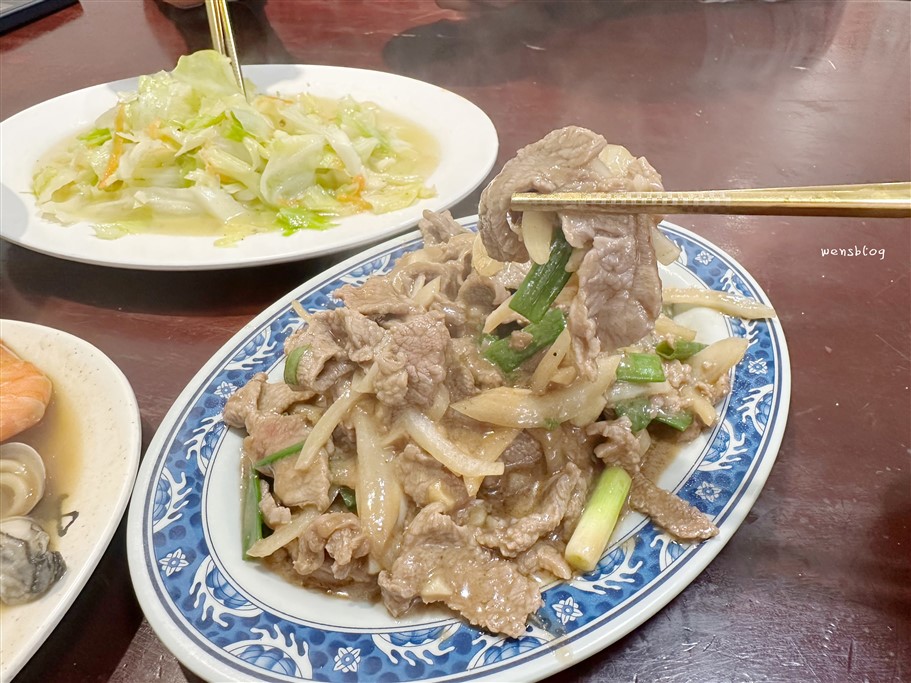 苗栗。真香小吃，南苗市場周邊，提供平價的熱炒小吃 @雯雯的玩樂地圖