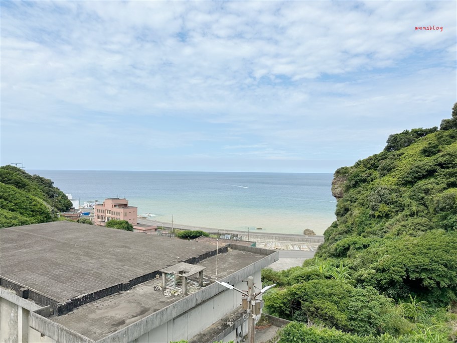 新北瑞芳。濂洞國小、黃金瀑布，帶你玩室內超長海景溜滑梯外，還能順遊欣賞奇特自然景觀的黃金瀑布 @雯雯的玩樂地圖