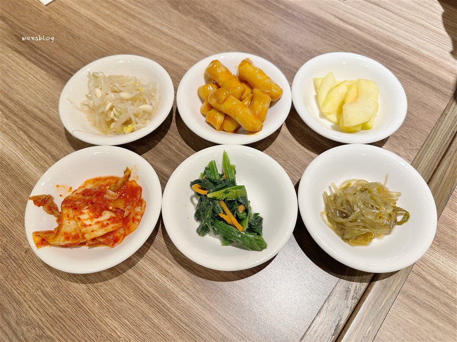 桃園中壢。北村豆腐家青埔大全聯店，韓式小菜無限供應，餐後還有免費霜淇淋 @雯雯的玩樂地圖