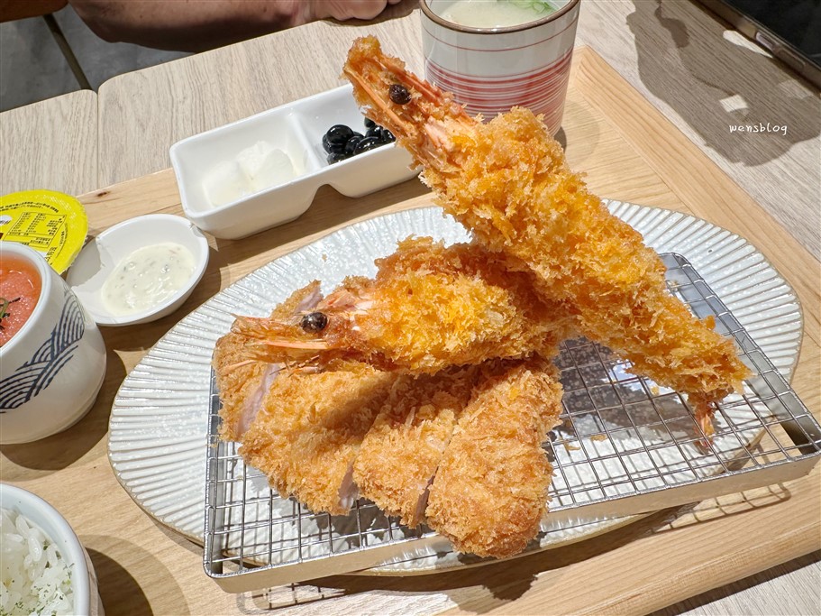 桃園中壢。品田牧場中壢中原家樂福店，主打平價創意豬排料理 @雯雯的玩樂地圖