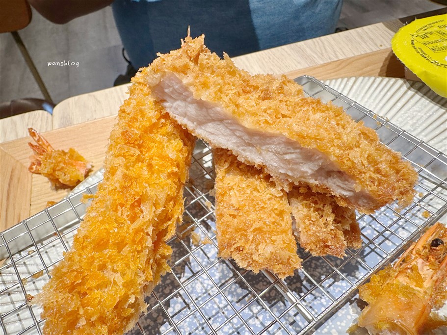 桃園中壢。品田牧場中壢中原家樂福店，主打平價創意豬排料理 @雯雯的玩樂地圖