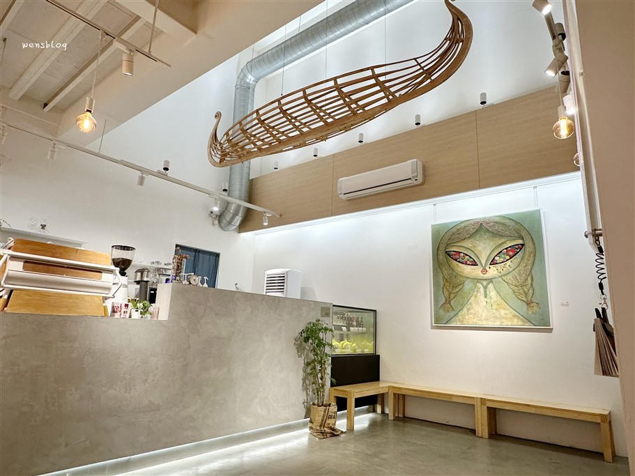 桃園。旅人咖啡館力行店，用餐環境舒適，濃濃藝術氣息 @雯雯的玩樂地圖