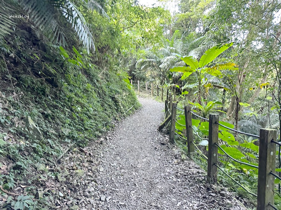 新竹尖石。馬胎古道，有如走在原始林當中，聽著蟲鳴鳥叫以及流水聲 @雯雯的玩樂地圖