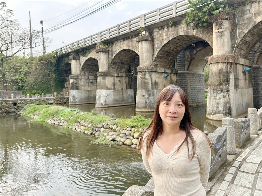 新竹關西。牛欄河親水公園、東安古橋，步道平緩好走，老少皆宜，還有必拍古色古香的歷史古蹟 @雯雯的玩樂地圖