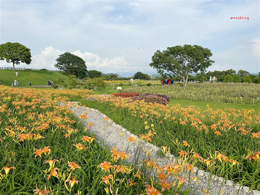 台中后里。后里環保公園，從原本的垃圾場搖身一變成為美麗的公園，賞花、放電一次滿足 @雯雯的玩樂地圖