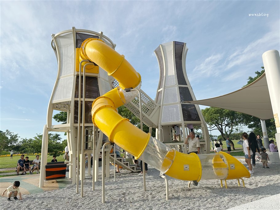台中后里。后里環保公園，從原本的垃圾場搖身一變成為美麗的公園，賞花、放電一次滿足 @雯雯的玩樂地圖