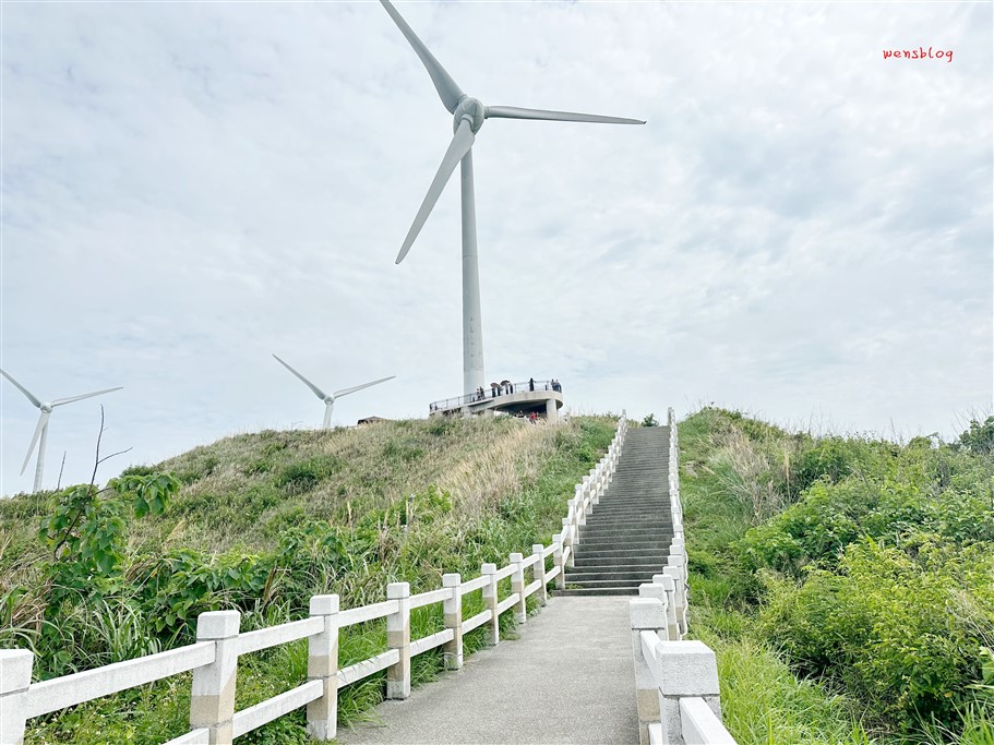 苗栗後龍。半天寮好望角風景區,藍天白雲搭配一望無際的海景,躍上了IG熱門打卡景點 @雯雯的玩樂地圖