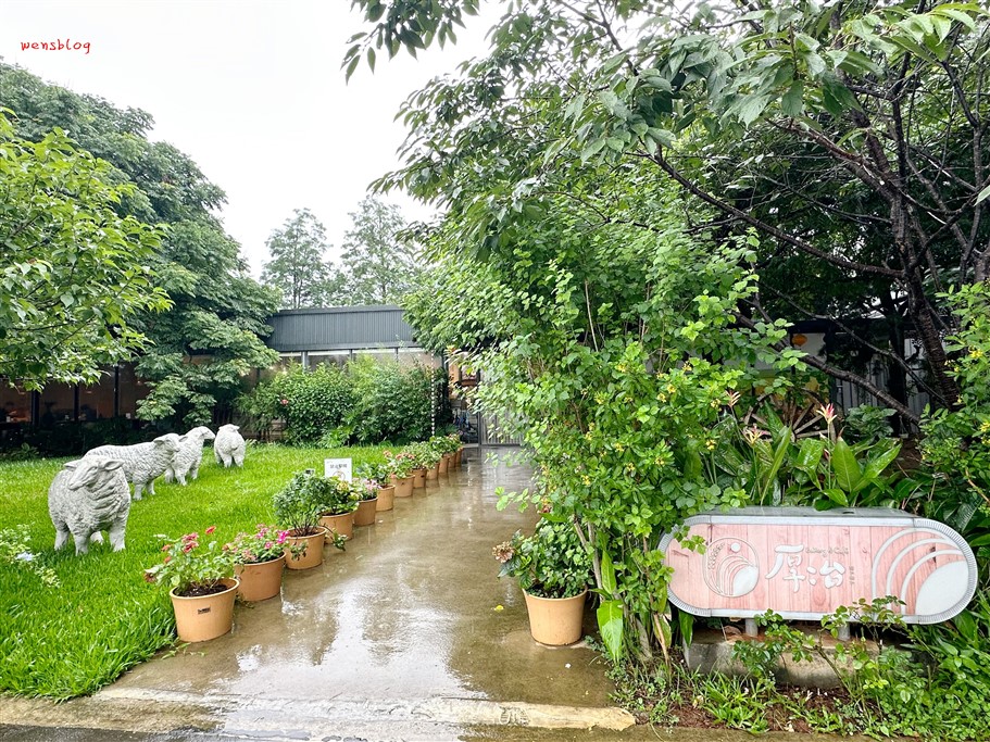 桃園平鎮。厚冶 Bakery & Cafe,結合咖啡與烘焙,麵包控的天堂 @雯雯的玩樂地圖 桃園平鎮。厚冶 Bakery & Cafe,結合咖啡與烘焙,麵包控的天堂 @雯雯的玩樂地圖
