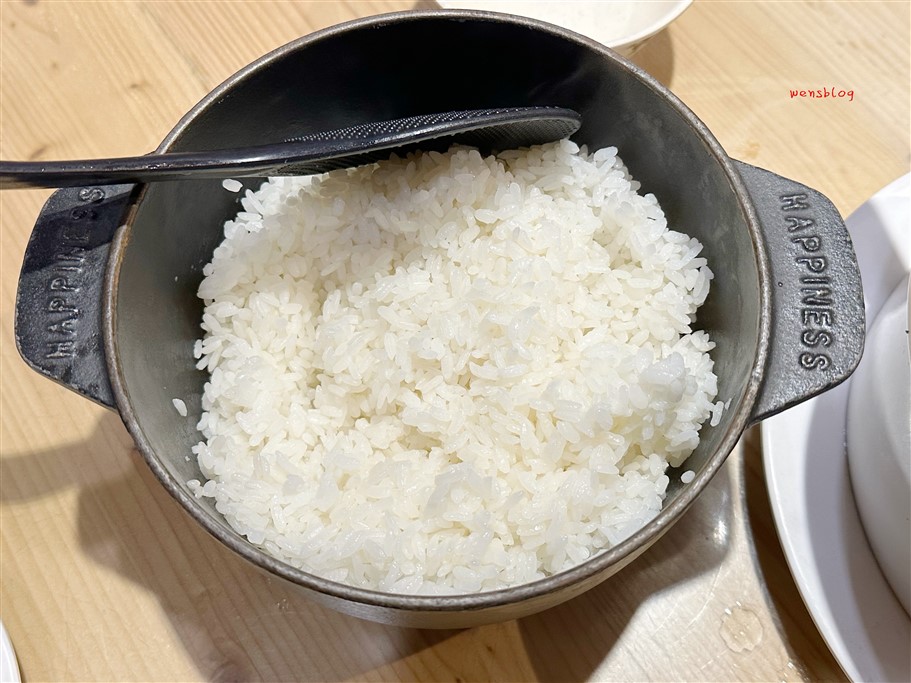 桃園中壢。大稻鼎臺式餐館，工業區裡的熱門熱炒店，座位多、餐點選擇多、出餐快 @雯雯的玩樂地圖