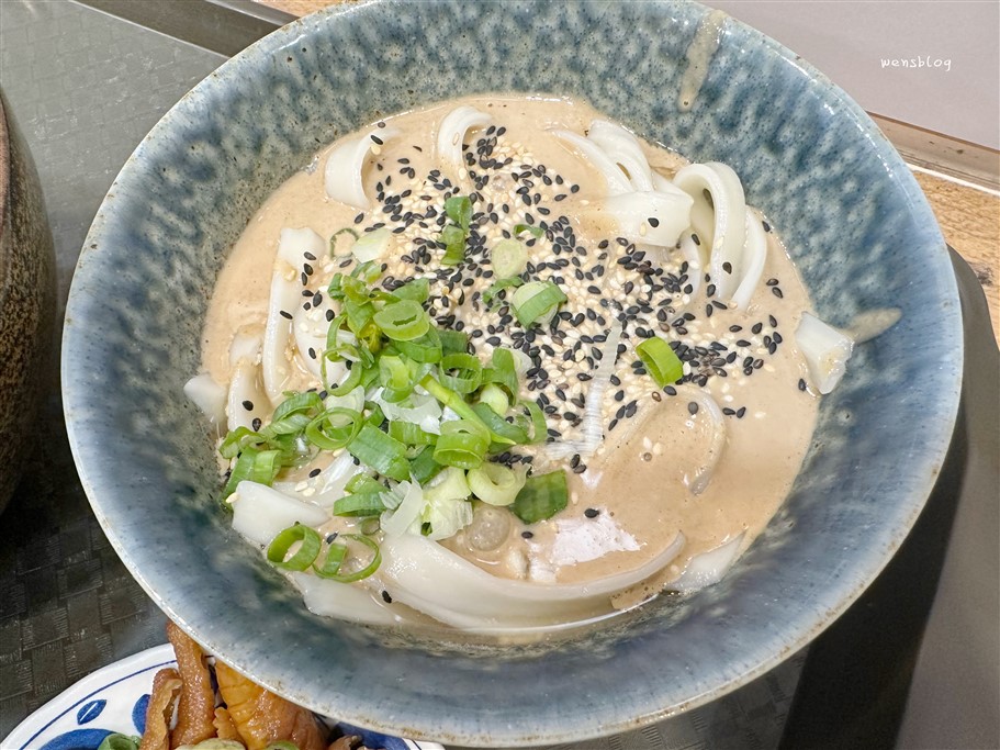 桃園中壢。清牛堂清燉牛肉麵中壢店,清甜溫和順口湯頭讓人唇齒留香,搭配肉量十足的牛肋條,吃了超級滿足 @雯雯的玩樂地圖 桃園中壢。清牛堂清燉牛肉麵中壢店,清甜溫和順口湯頭讓人唇齒留香,搭配肉量十足的牛肋條,吃了超級滿足 @雯雯的玩樂地圖