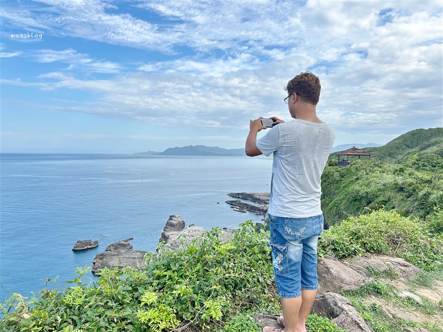 新北貢寮。龍洞灣岬步道,欣賞臨海矗立的巨石與壯麗的海岸景色,步道平緩好走容易達陣 @雯雯的玩樂地圖 新北貢寮。龍洞灣岬步道,欣賞臨海矗立的巨石與壯麗的海岸景色,步道平緩好走容易達陣 @雯雯的玩樂地圖