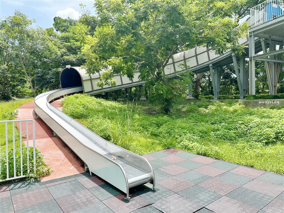 苗栗。功維敘隧道，貓貍山公園內，有著百年歷史，五彩繽紛的古蹟隧道 @雯雯的玩樂地圖