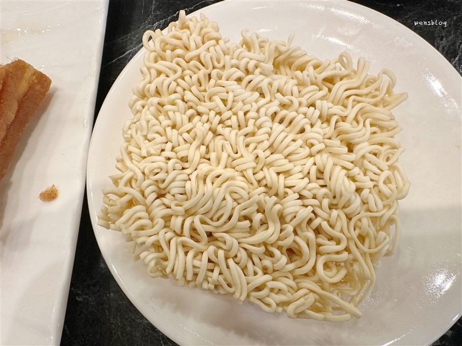桃園中壢。串味江湖麻辣串串香火鍋,還原四川成都風味,一起來撸串 @雯雯的玩樂地圖 桃園中壢。串味江湖麻辣串串香火鍋,還原四川成都風味,一起來撸串 @雯雯的玩樂地圖