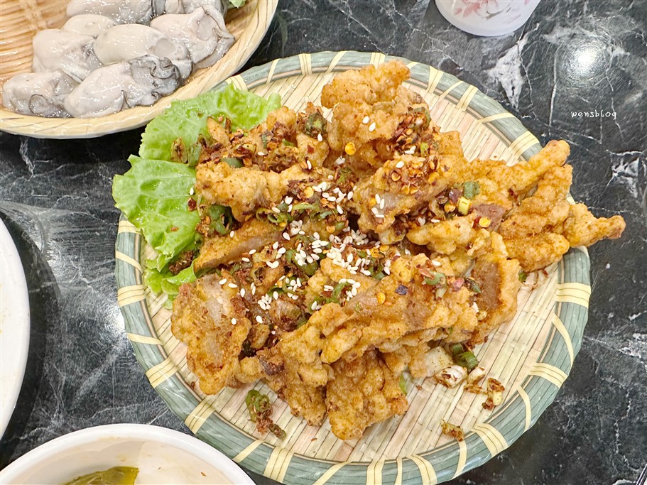 桃園中壢。串味江湖麻辣串串香火鍋，還原四川成都風味，一起來撸串 @雯雯的玩樂地圖