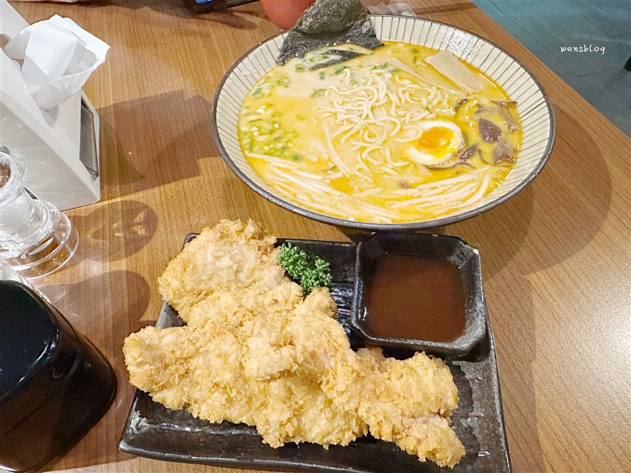 桃園中壢。拉麵吧,在地佔有一席之地的台式拉麵,人潮不少但翻桌率快 @雯雯的玩樂地圖 桃園中壢。拉麵吧,在地佔有一席之地的台式拉麵,人潮不少但翻桌率快 @雯雯的玩樂地圖
