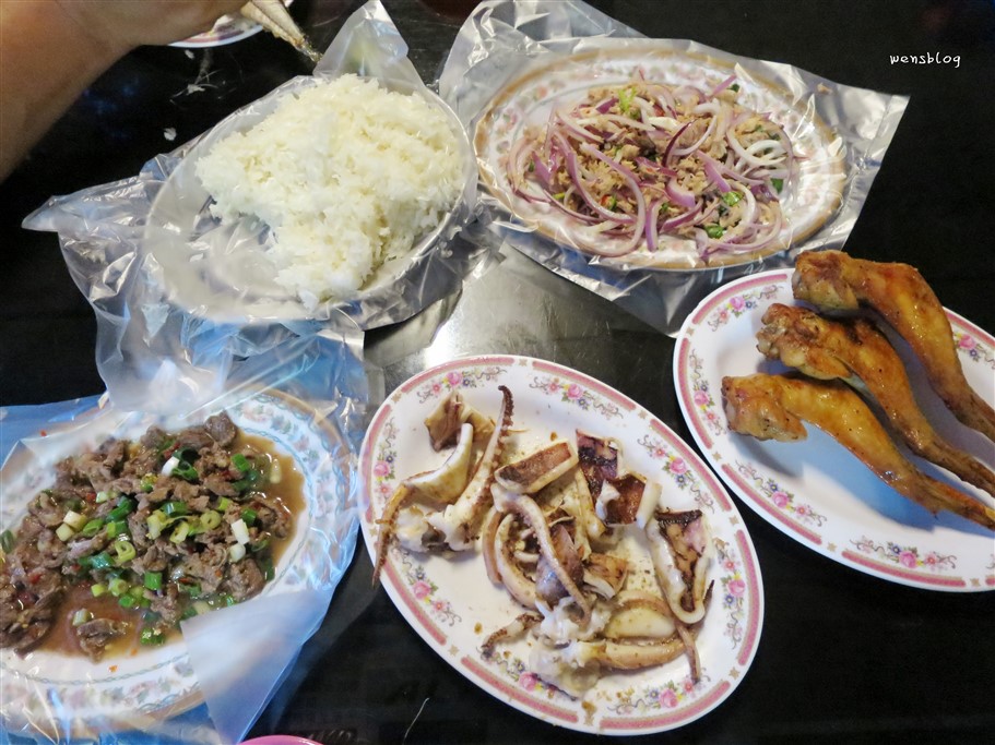 桃園平鎮。自由泰式碳烤,在地人報你知的巷仔內美食,就隱身在平鎮工業區內 @雯雯的玩樂地圖