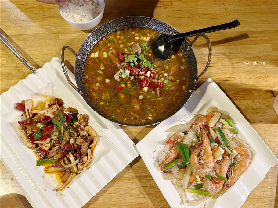 桃園中壢。大川酒飽,越夜越熱鬧的深夜食堂 @雯雯的玩樂地圖
