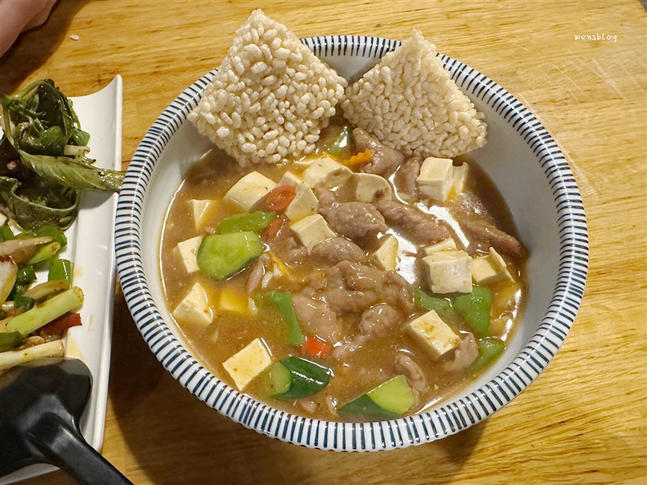 桃園中壢。大川酒飽,越夜越熱鬧的深夜食堂 @雯雯的玩樂地圖