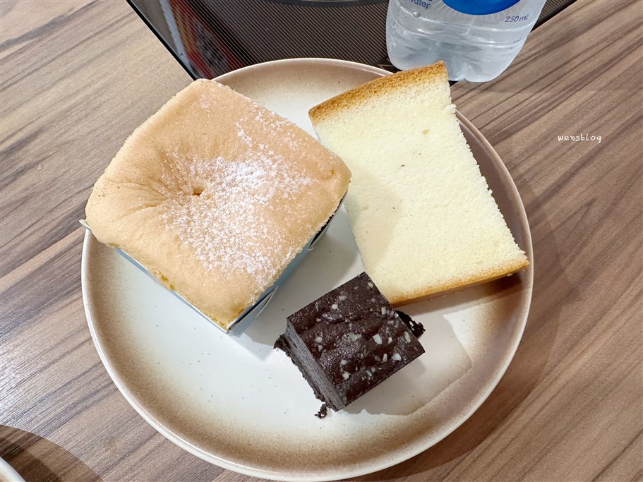 桃園中壢。桃鍋物，鄰近SOGO百貨，最低398元起即可享蔬食自助吧吃到飽 @雯雯的玩樂地圖