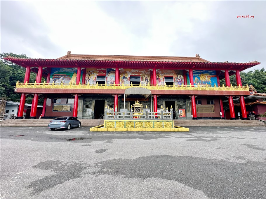 新北石門。乾華十八王公廟，求偏財要來這，還有超震撼的大狗狗 @雯雯的玩樂地圖