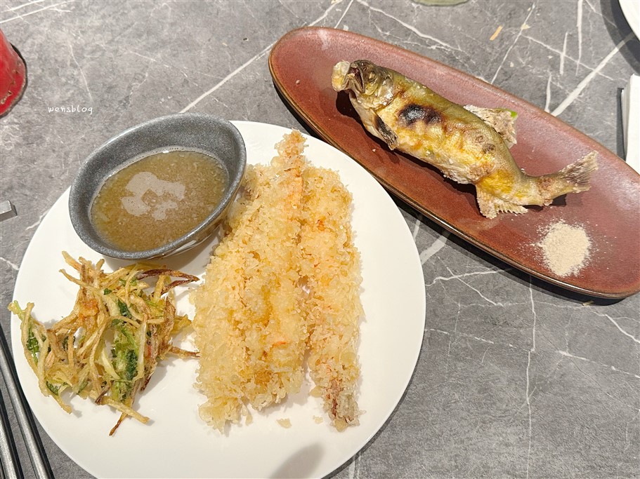 新竹。URBAN PARADISE巨城店,超過200 道多國料理選擇以及多款酒品無限暢飲 @雯雯的玩樂地圖 新竹。URBAN PARADISE巨城店,超過200 道多國料理選擇以及多款酒品無限暢飲 @雯雯的玩樂地圖