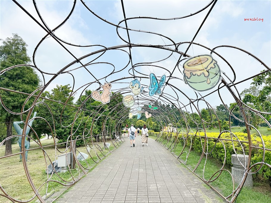 嘉義。2026光織影舞，小熊維尼100週年主題，北香湖公園療癒登場 @雯雯的玩樂地圖