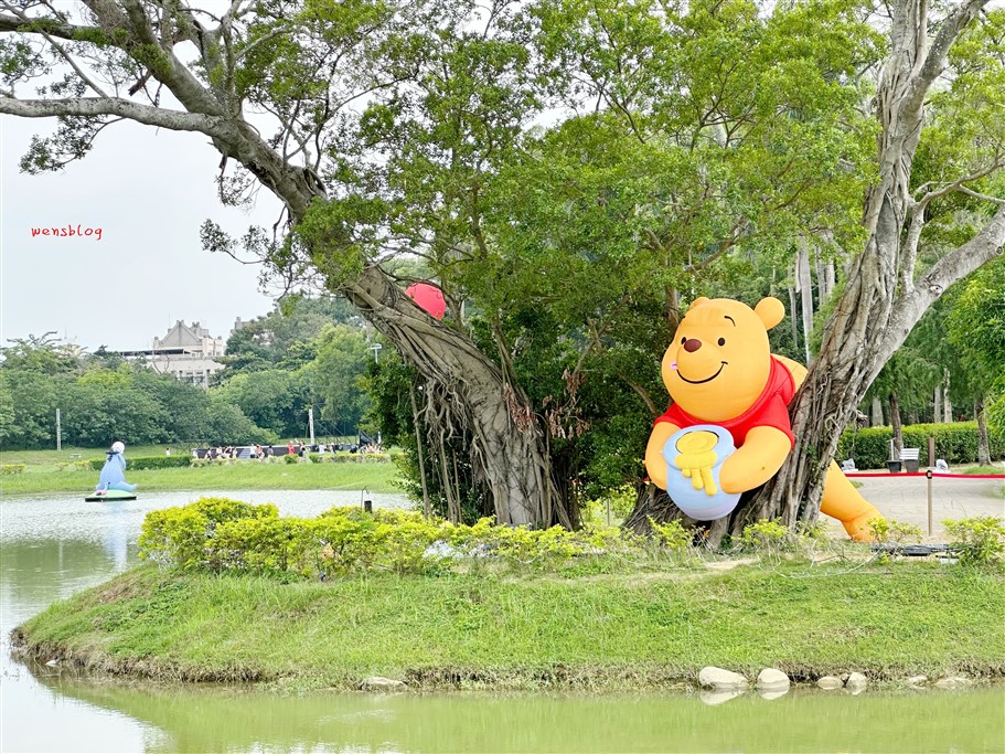 嘉義。2026光織影舞,小熊維尼100週年主題,北香湖公園療癒登場 @雯雯的玩樂地圖 嘉義。2026光織影舞,小熊維尼100週年主題,北香湖公園療癒登場 @雯雯的玩樂地圖