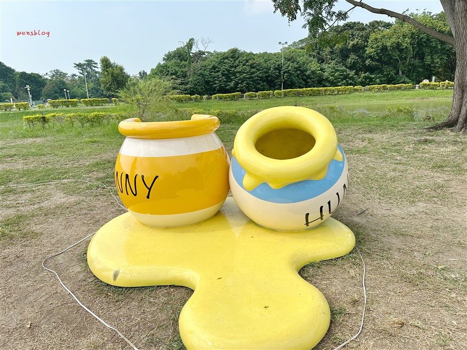 嘉義。2026光織影舞，小熊維尼100週年主題，北香湖公園療癒登場 @雯雯的玩樂地圖