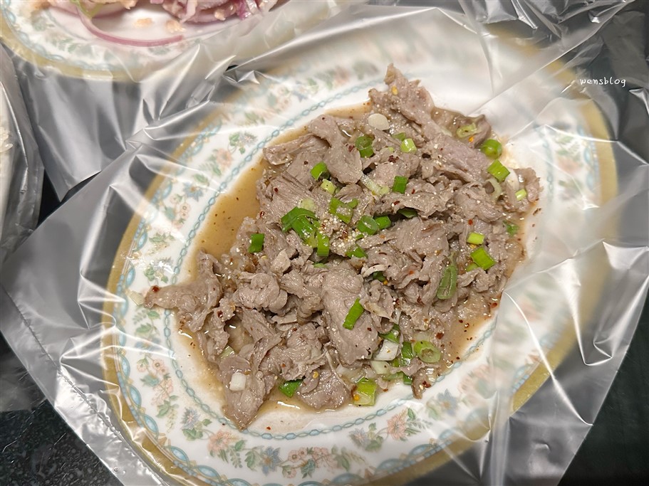 桃園平鎮。自由泰式碳烤,在地人報你知的巷仔內美食,就隱身在平鎮工業區內 @雯雯的玩樂地圖