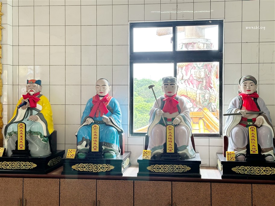 新北石門。金剛宮四面佛,宮廟界迪士尼~有著最多神像的寺廟,還有全臺灣最巨大的臥佛 @雯雯的玩樂地圖 新北石門。金剛宮四面佛,宮廟界迪士尼~有著最多神像的寺廟,還有全臺灣最巨大的臥佛 @雯雯的玩樂地圖