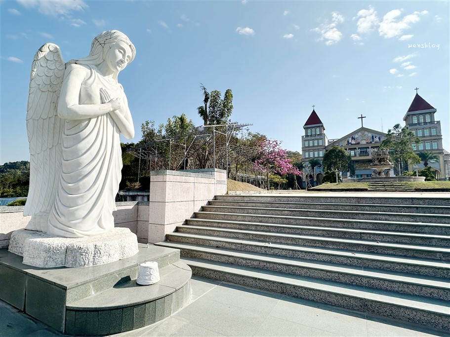 台中霧峰。金陵山宗教休閒園區，全台唯一五教合一宗教休閒園區 @雯雯的玩樂地圖