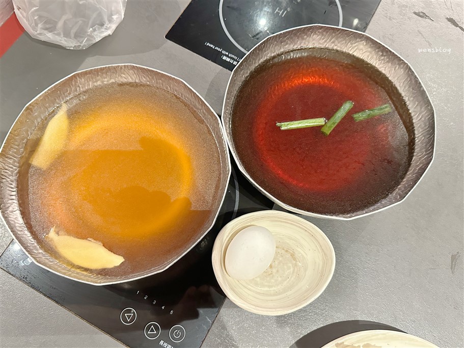 桃園中壢。二旭鍋桃園青埔店，IKEA商場內，主打1人1鍋＋自助吧吃到飽，最低 369 元起 @雯雯的玩樂地圖