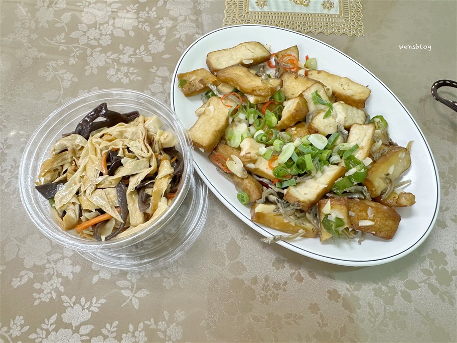 苗栗。福安手工水餃,隱藏在巷弄的民宅內,主打每日選用當日溫體豬肉新鮮製作內餡的手工水餃 @雯雯的玩樂地圖 苗栗。福安手工水餃,隱藏在巷弄的民宅內,主打每日選用當日溫體豬肉新鮮製作內餡的手工水餃 @雯雯的玩樂地圖