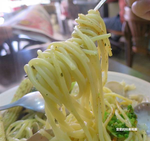 [桃園中壢]芭芭拉.芭兔早午餐~多樣化選擇菜色,單點.套餐.義大利麵/內壢美食/內壢高中/內壢火車站/內壢早午餐 @雯雯的玩樂地圖