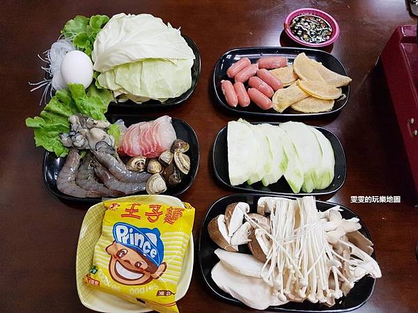 [桃園中壢]嘉義老牌石頭火鍋(中壢店)~中壢美食/健行科大/單點鍋物/石頭火鍋/cp值高(結束營業) @雯雯的玩樂地圖