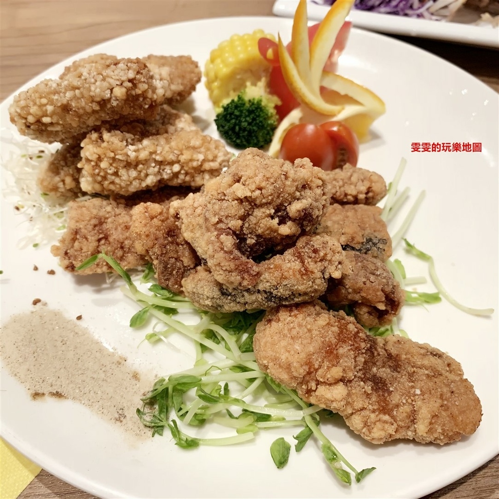 桃園。東街日式料理,平價收費享受多樣化新鮮食材料理 @雯雯的玩樂地圖